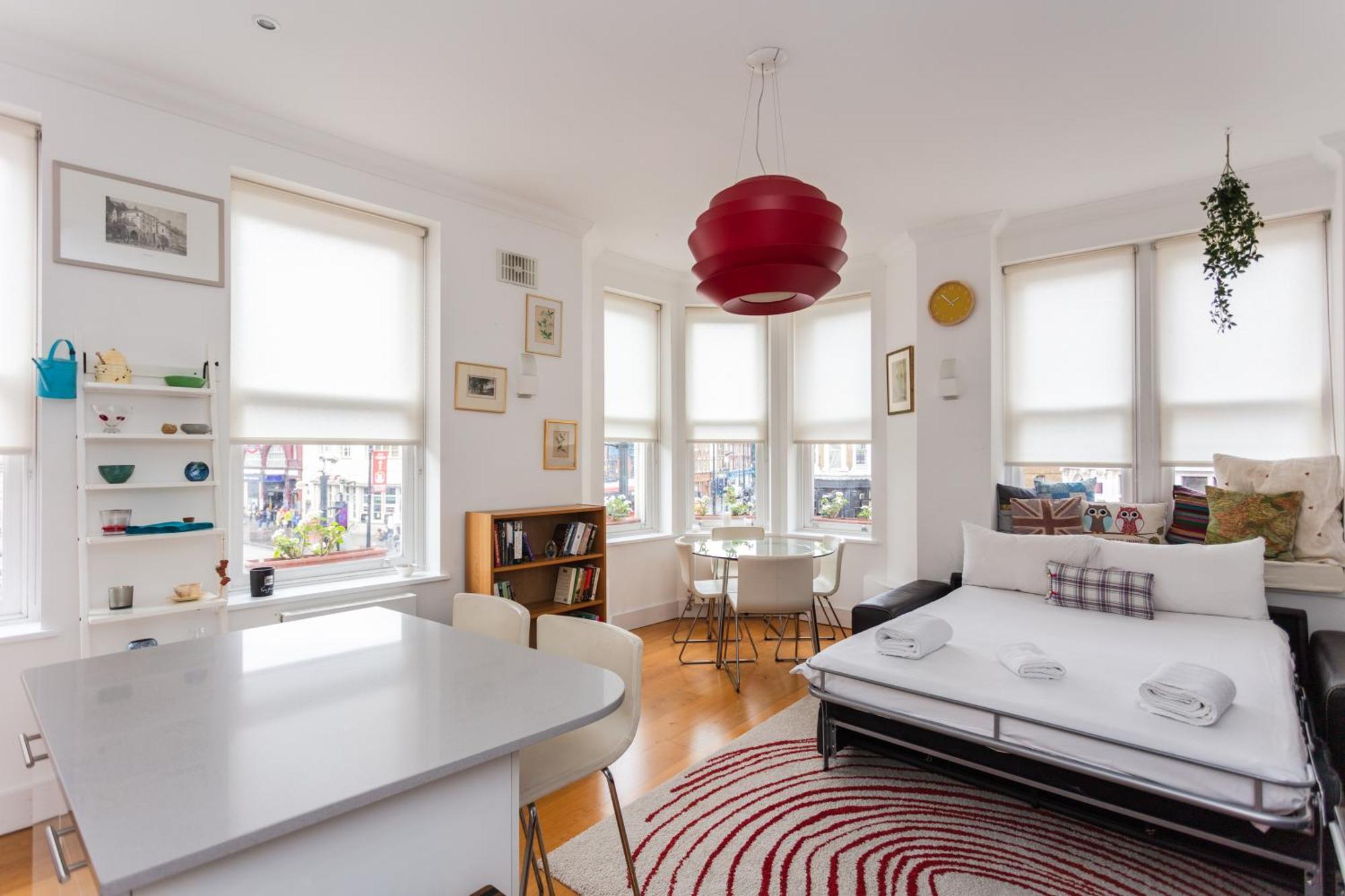 Homely 1 Bedroom Apartment In The Heart Of Vibrant Camden Londen Buitenkant foto