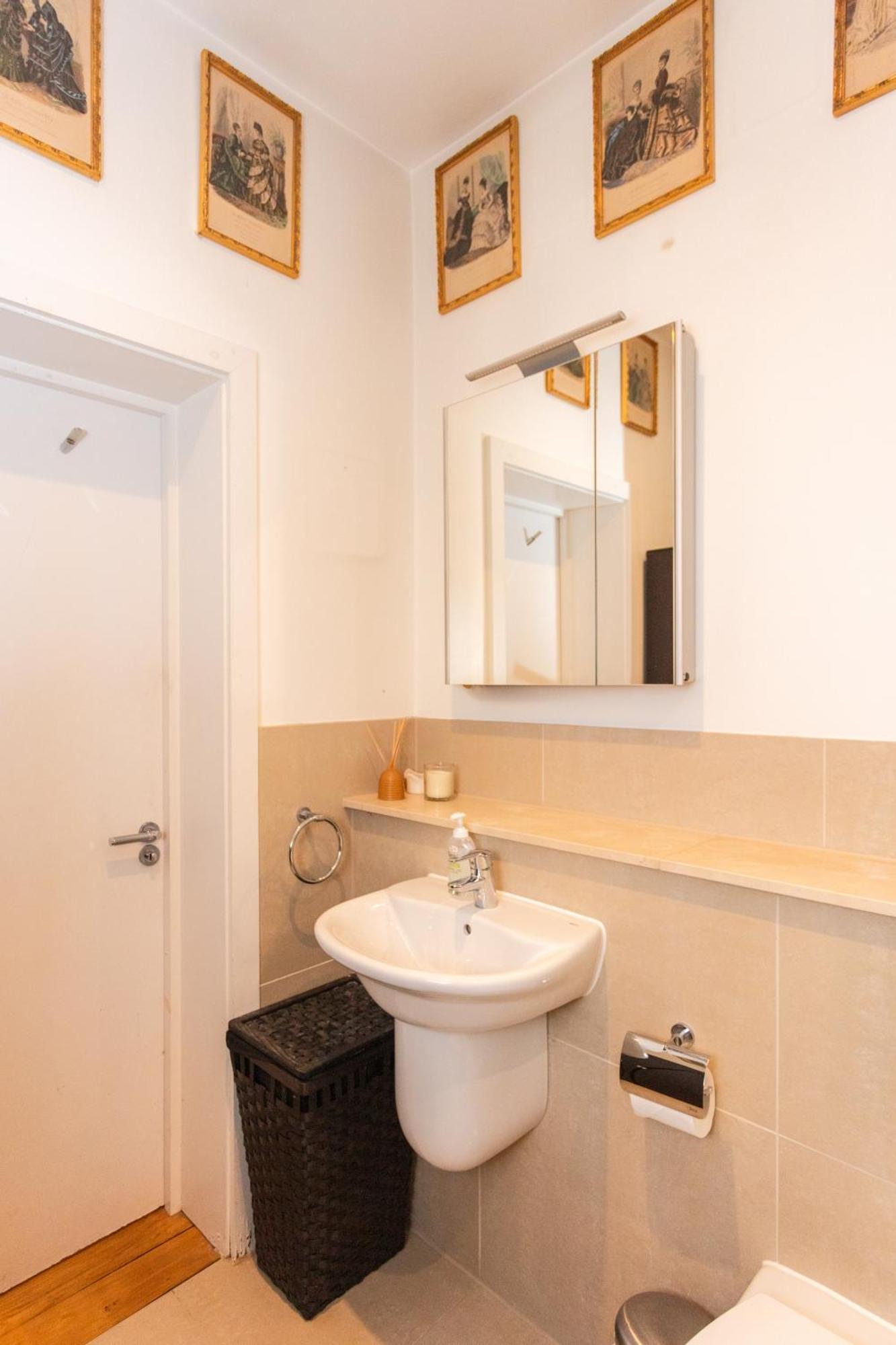 Homely 1 Bedroom Apartment In The Heart Of Vibrant Camden Londen Buitenkant foto